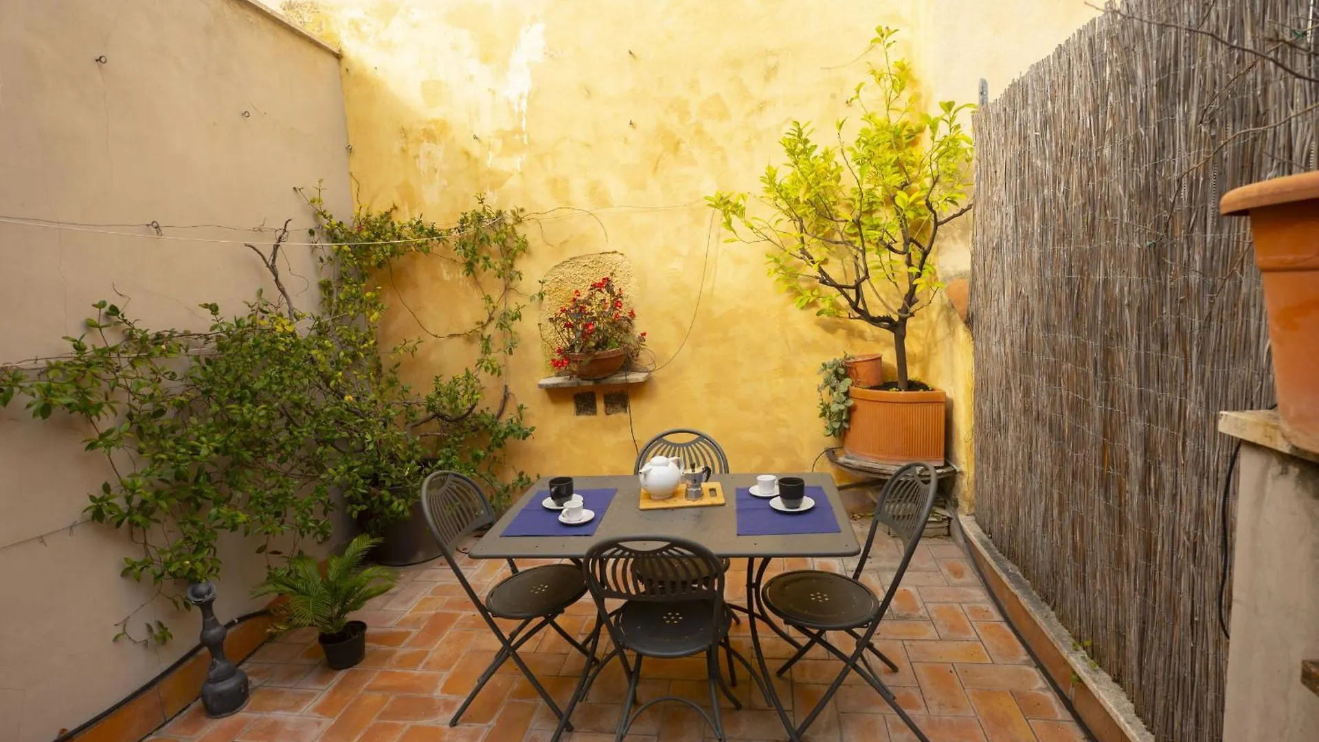 Apartment Your Piazza Navona Hideaway With Terrace Rome